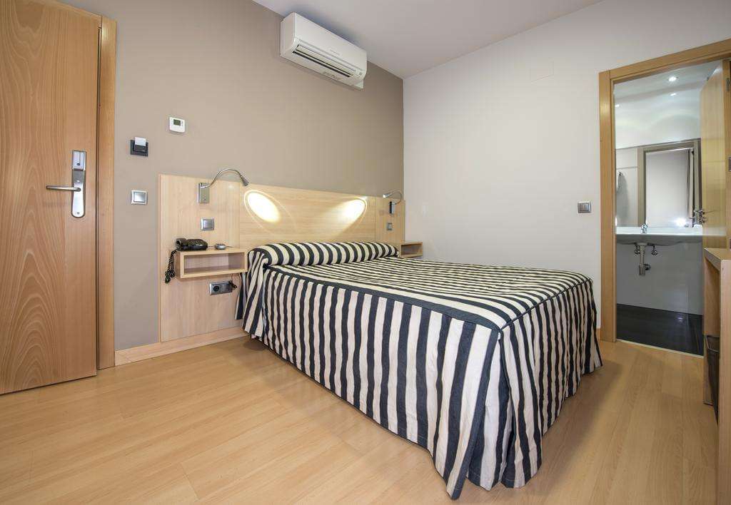 智能锁电子锁和机械锁哪个好,智能锁机械锁和电子锁的区别