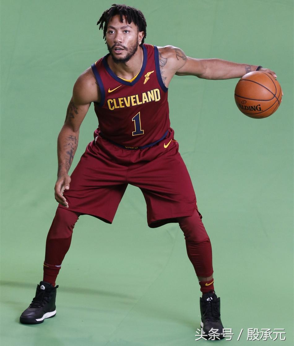 韦德骑士困局,韦德与詹姆斯在骑士联手