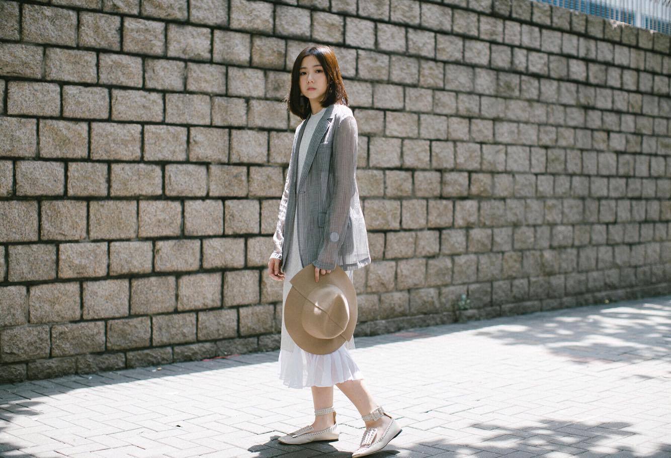 换季谨慎机，平价穿出小资风，早秋造型一览，少女你准备好了嘛~