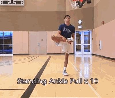 小学生篮球热身准备活动,篮球教学热身动作