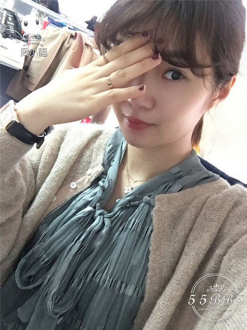 55大咖齐秀春装！卫衣风衣墨镜迷醉初春里！