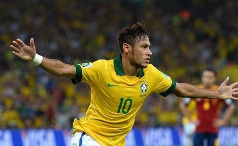 内马尔桑托斯挑球过人,内马尔挑球过人