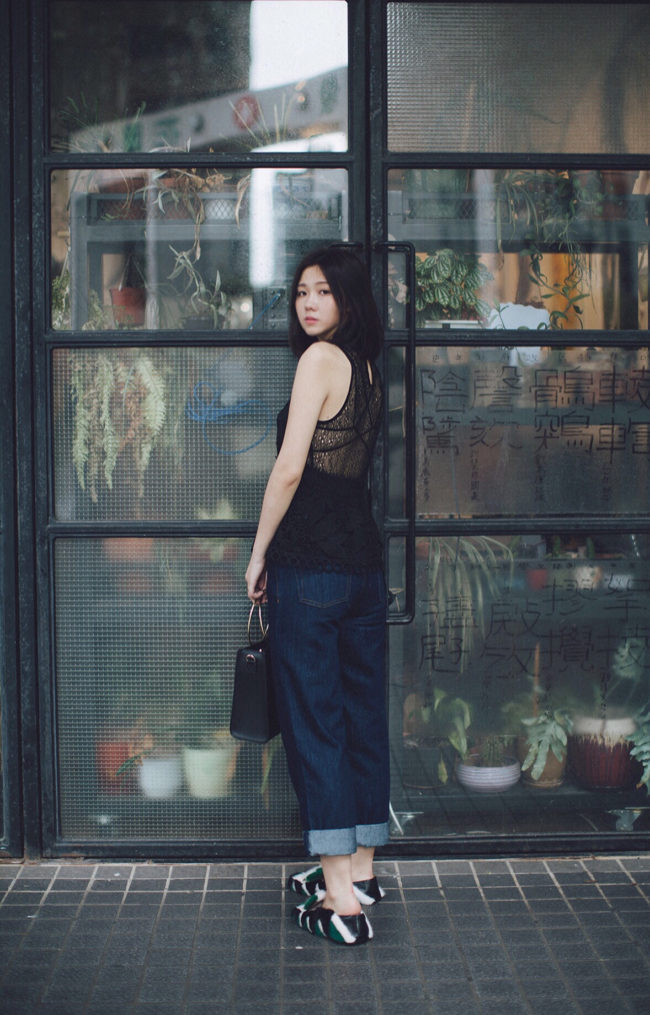 换季谨慎机，平价穿出小资风，早秋造型一览，少女你准备好了嘛~