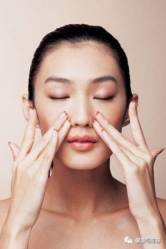 拥有巴掌脸,拥有一张小脸也是一种优势