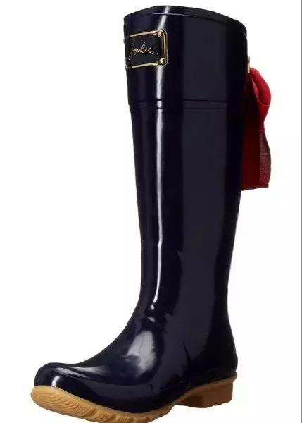 夏日出门必备装备,雨天必备的装备有哪些呢