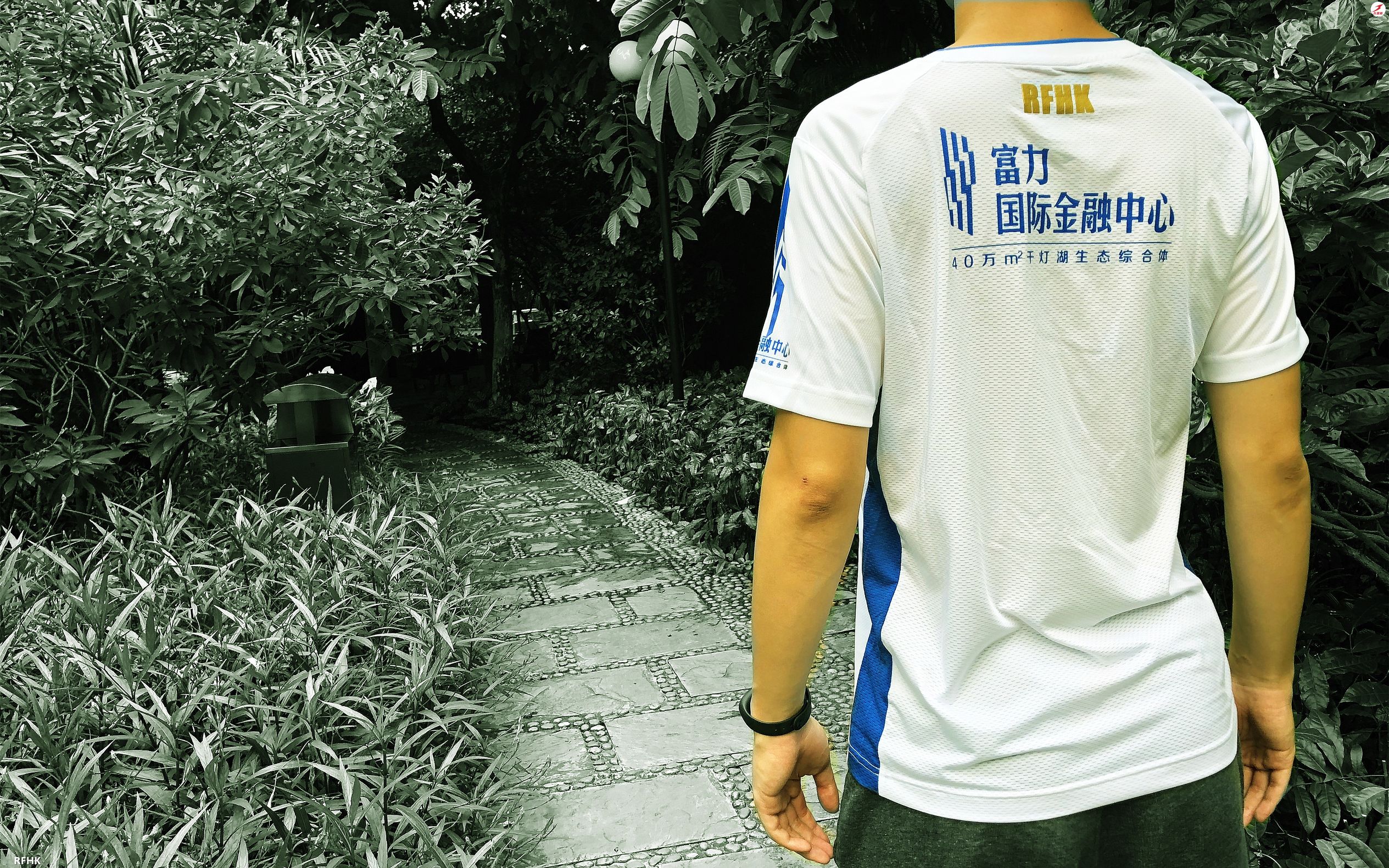 高仿球衣能看出假的吗,高仿球衣和真球衣区别