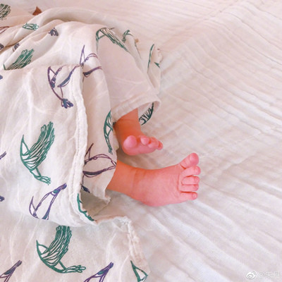 朱丹怀二胎老是吐口水吗,朱丹孕期大出血向孩子求救