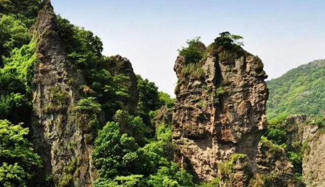 鍥藉簡鍗佸ぇ涓嶆暍鍘荤殑鏅偣,鍥藉簡鏃呮父灏忎紬鍩庡競