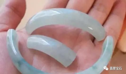 本命佛怎么戴,本命佛的戴法如何正确佩戴本命佛