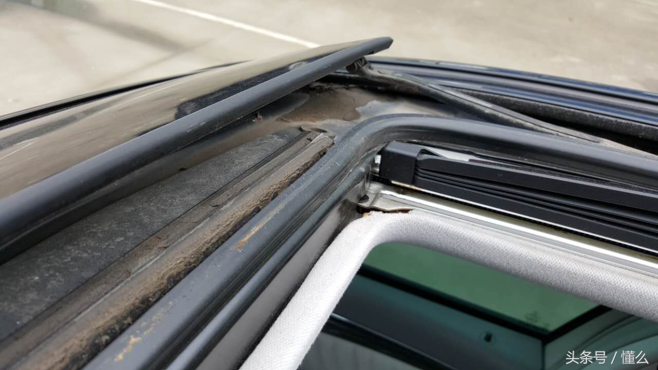 02款四眼奔驰w211入手要关注什么,2007年四眼奔驰w211值得买吗