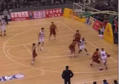 姚明火箭队球衣退役演讲,姚明球衣退役纪录片