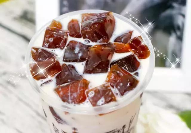 江阴人终于等来了幸福侯彩擂，还有每天仅供50杯的金砖果茶……