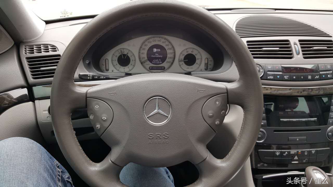 02款四眼奔驰w211入手要关注什么,2007年四眼奔驰w211值得买吗