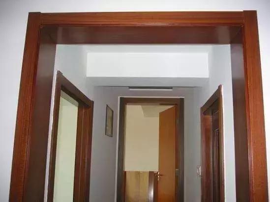 装修木门安装技巧视频大全,装修步骤门什么时候安装