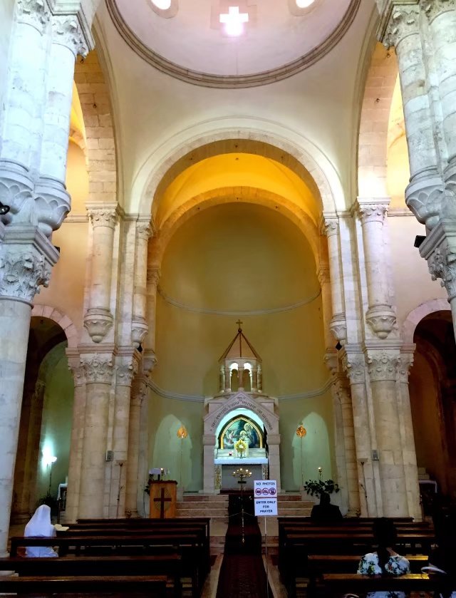 耶稣被钉死在十字架后来在哪里,耶稣被钉在十字架上之后的故事