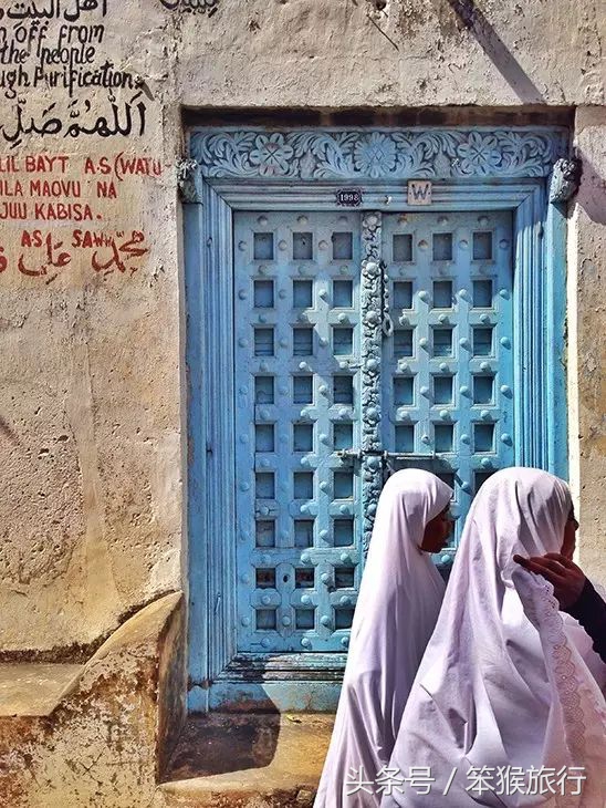 如何征战朋友圈？这个超洗眼睛的地方可落地签一周预算5K+