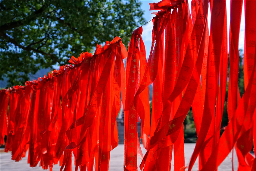 礼佛峨眉顶,礼佛普陀山