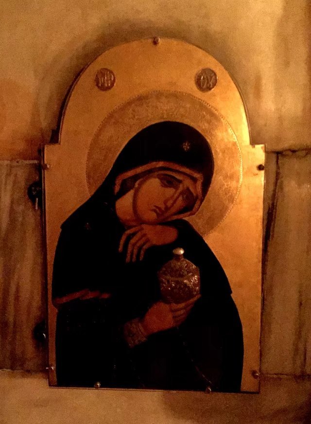 耶稣被钉死在十字架后来在哪里,耶稣被钉在十字架上之后的故事