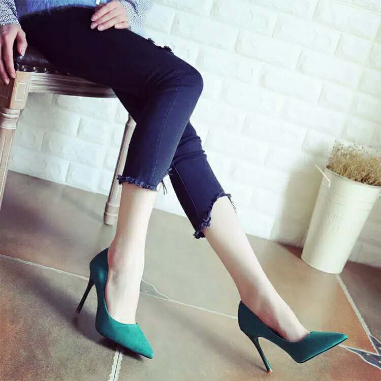 好看又廉价女生初中鞋子 (廉价又有颜值的鞋子)