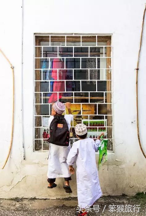 如何征战朋友圈？这个超洗眼睛的地方可落地签一周预算5K+