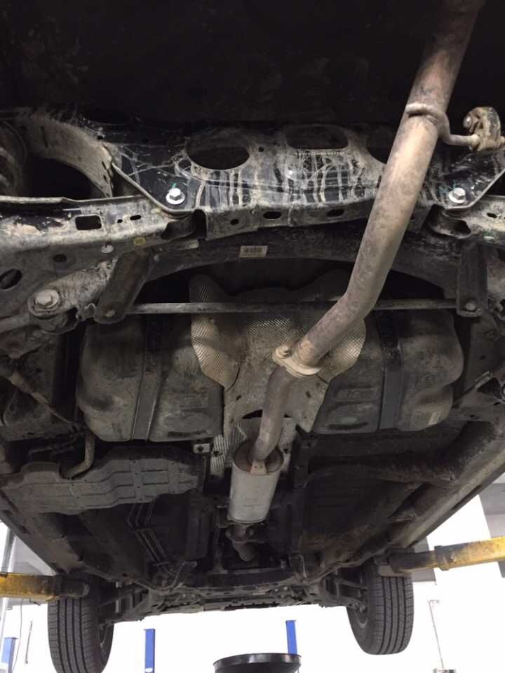 吉利远景x6suv百公里油耗,吉利远景x6十大优缺点