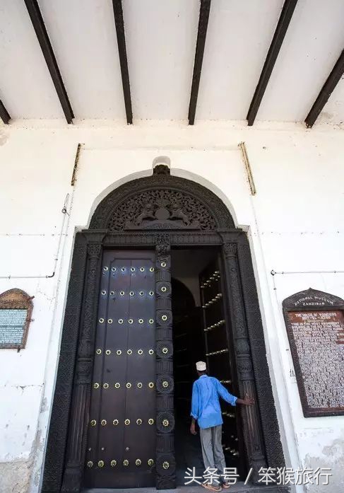 如何征战朋友圈？这个超洗眼睛的地方可落地签一周预算5K+