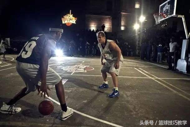 如何让你的过人动作更有威胁,简单高效过人方式