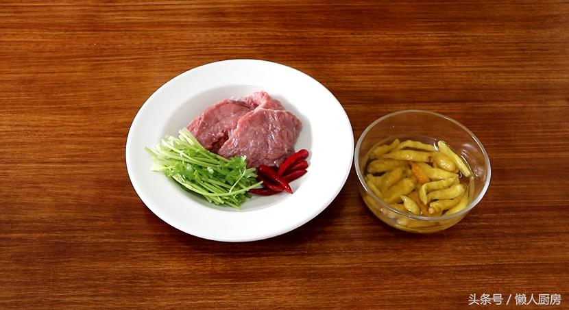 野山椒炒牛肉末的做法,湘菜野山椒香菜牛肉做法