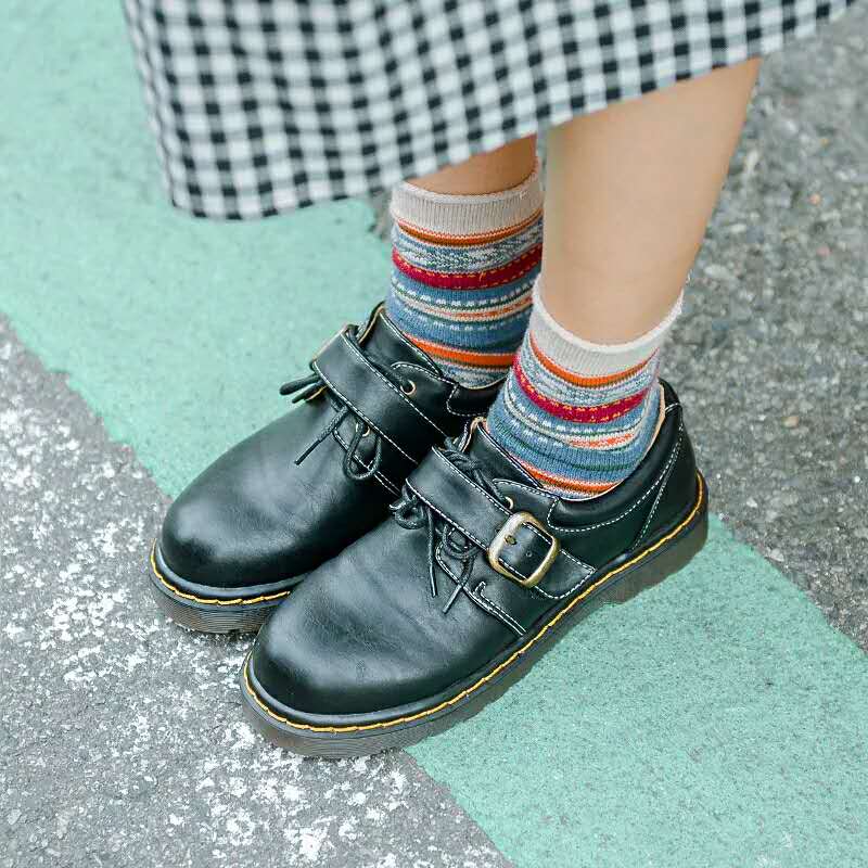 好看又廉价女生初中鞋子 (廉价又有颜值的鞋子)