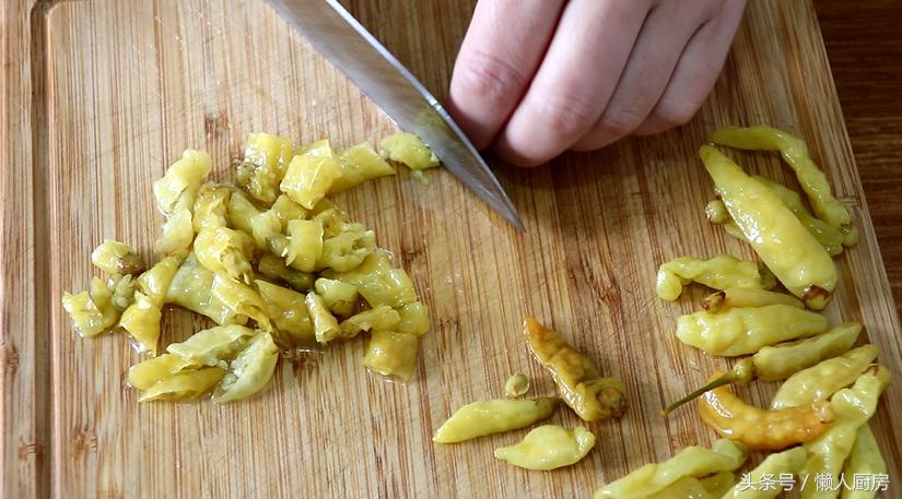 野山椒炒牛肉末的做法,湘菜野山椒香菜牛肉做法