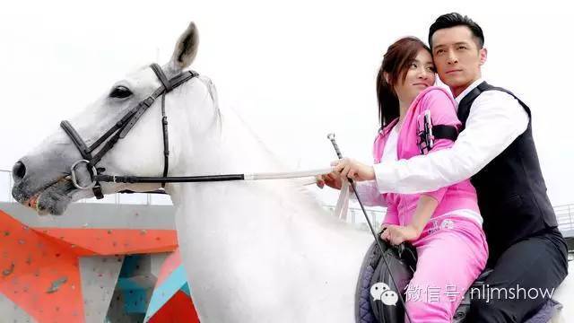 纳文的作品,纳纳写文章视频