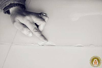 什么？瓷砖还会“脱皮”！