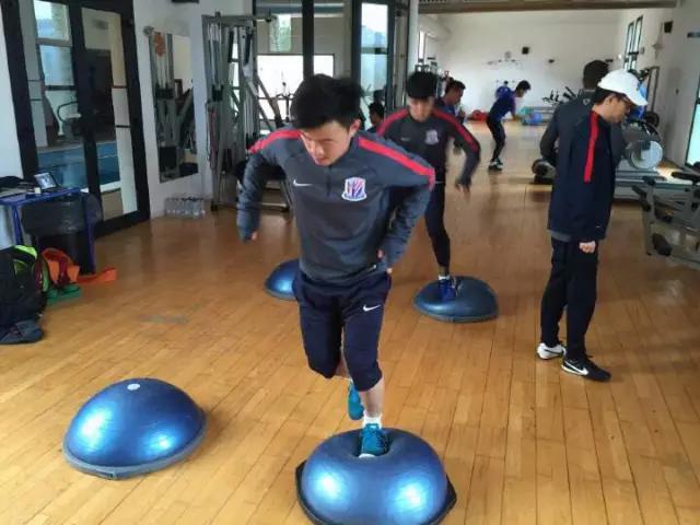 曼萨诺执教北京国安和上海申花,曼萨诺会在中超吗