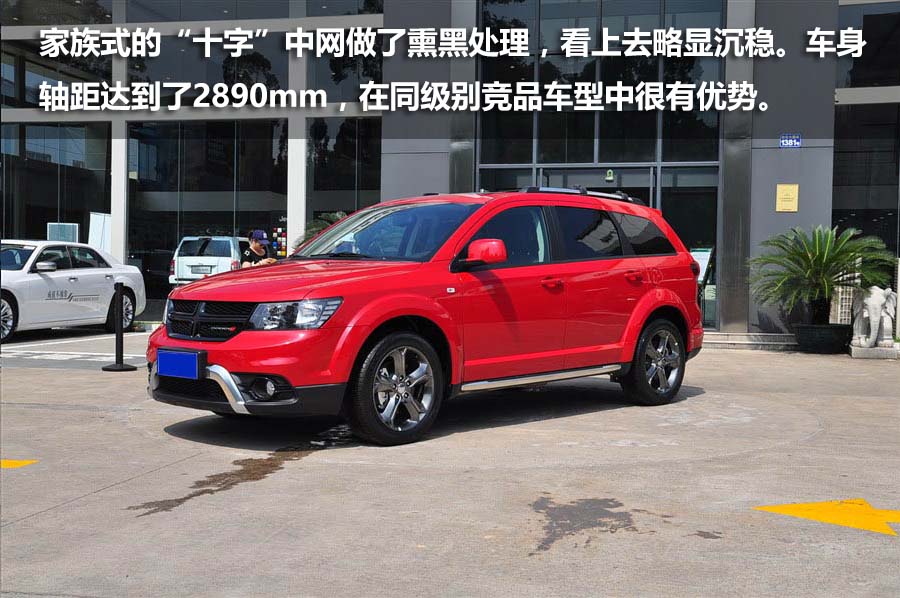 踏青赏花正当时桃红柳绿春意浓,踏青赏花正当时牡丹花开满园香