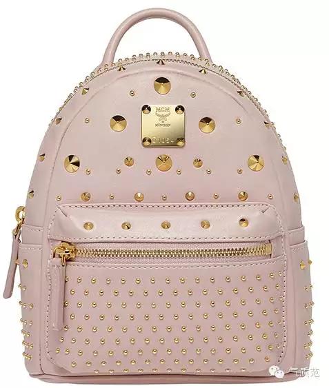 掐指一算，范姐猜你今天出门缺个包？