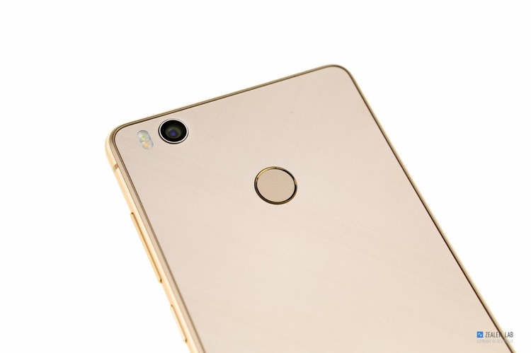 拆解小米手机,小米4s手机拆解