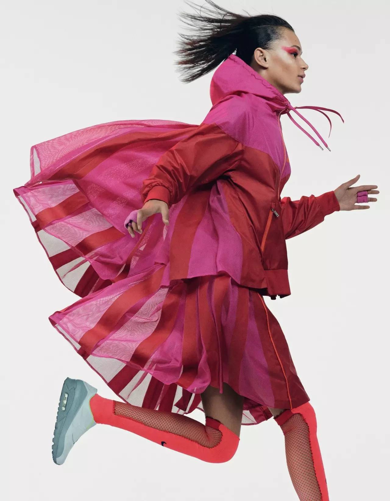 时装X运动的战乱时代编年史