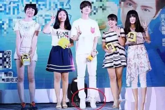 鹿晗因偶像破吉尼斯纪录,鹿晗破了吉尼斯纪录又有事了