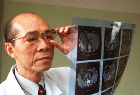 咳嗽预示肺癌的信号,咳嗽有可能是肝引起的吗