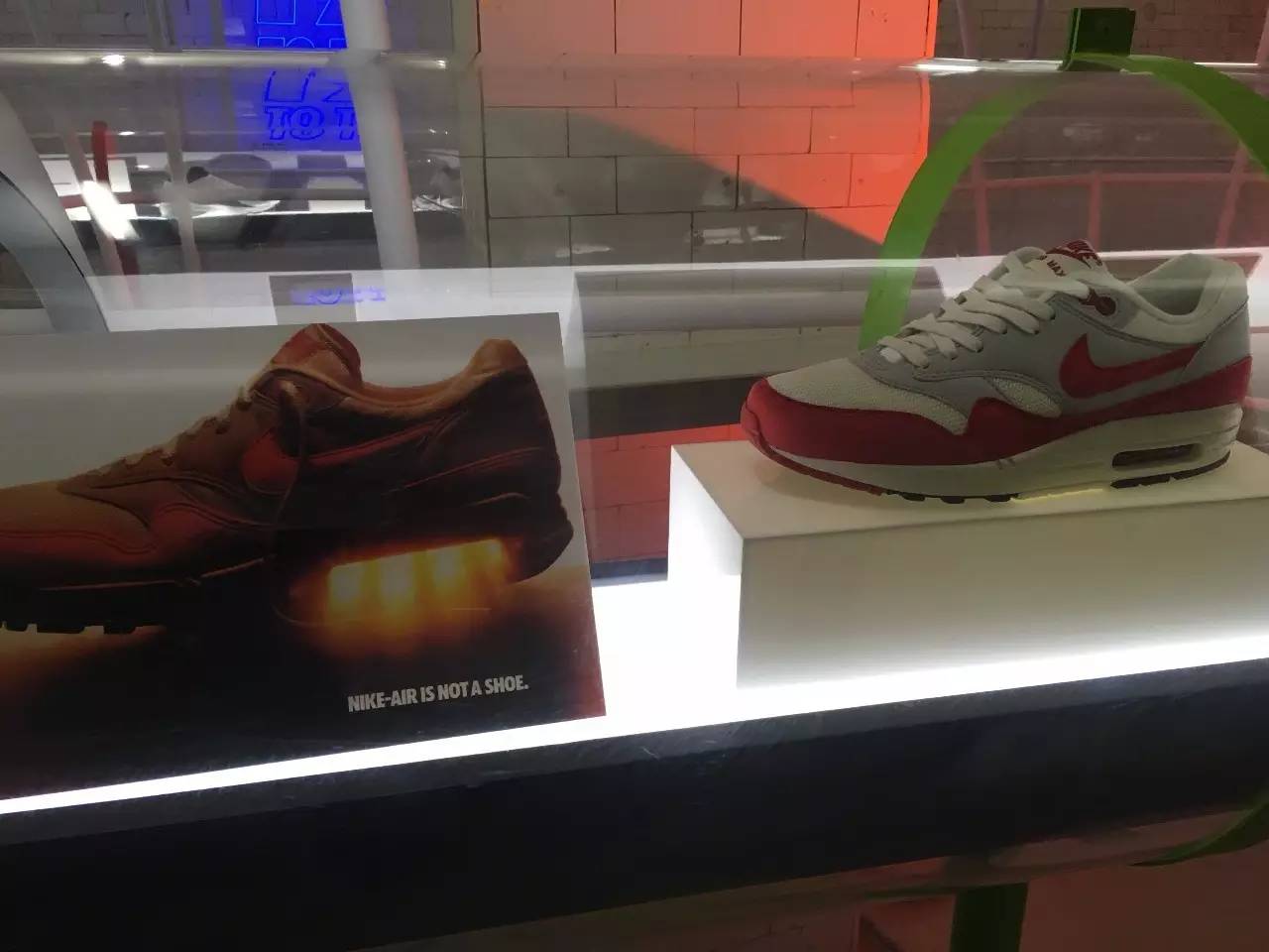 气垫儿反斗城！AirMaxCon正式开放