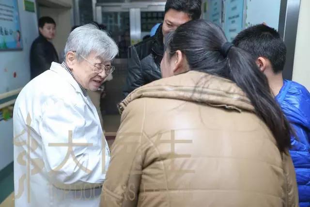 本期大医生|黄澄如：这个女人不一般？小儿泌外“第一人”