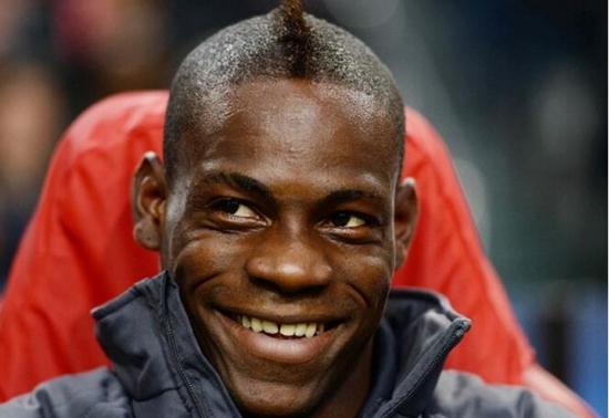 为什么巴洛特利罚点球特别厉害,梅西进球巴洛特利愣神