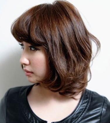 披肩发适合怎么烫可爱,披肩发烫什么头发好看