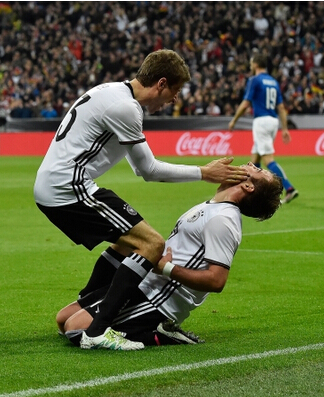 瓜迪奥拉关键时刻掉链子,名帅瓜迪奥拉终于率队打破梦魇