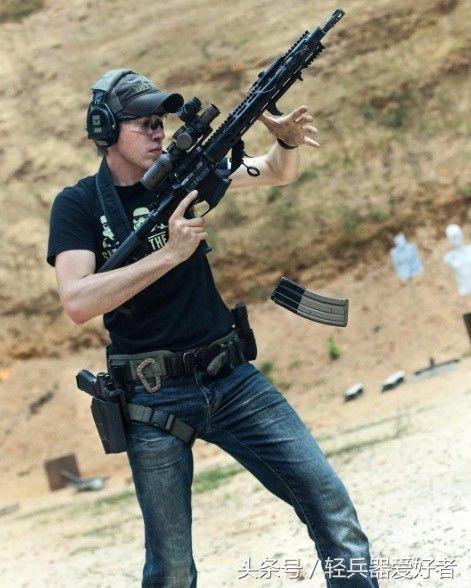 fire椋炶灏勫嚮娓告垙,fire鎴樻湳娑¤疆