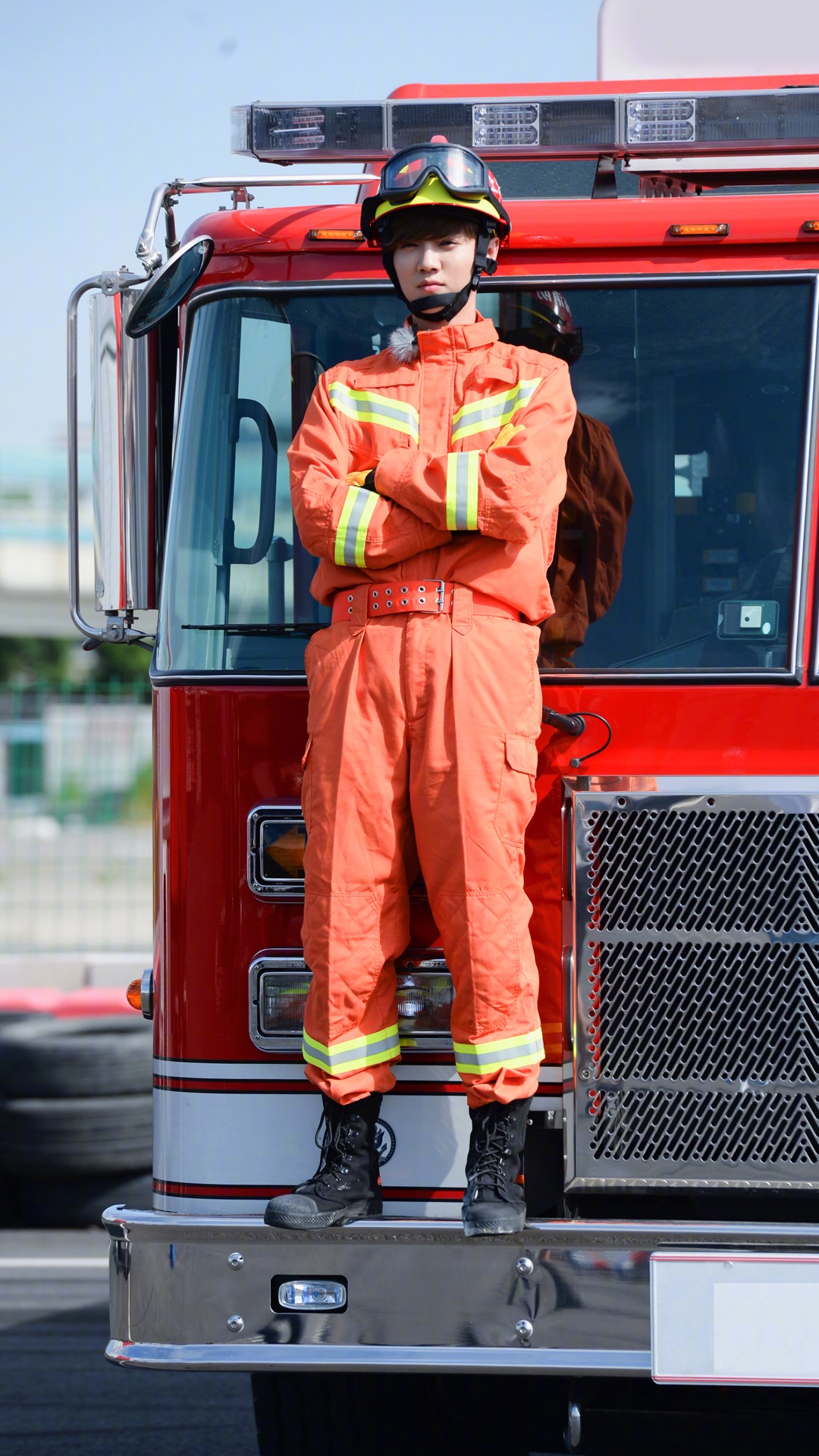 鹿晗高清手机壁纸大图,鹿晗高清壁纸2017卡通