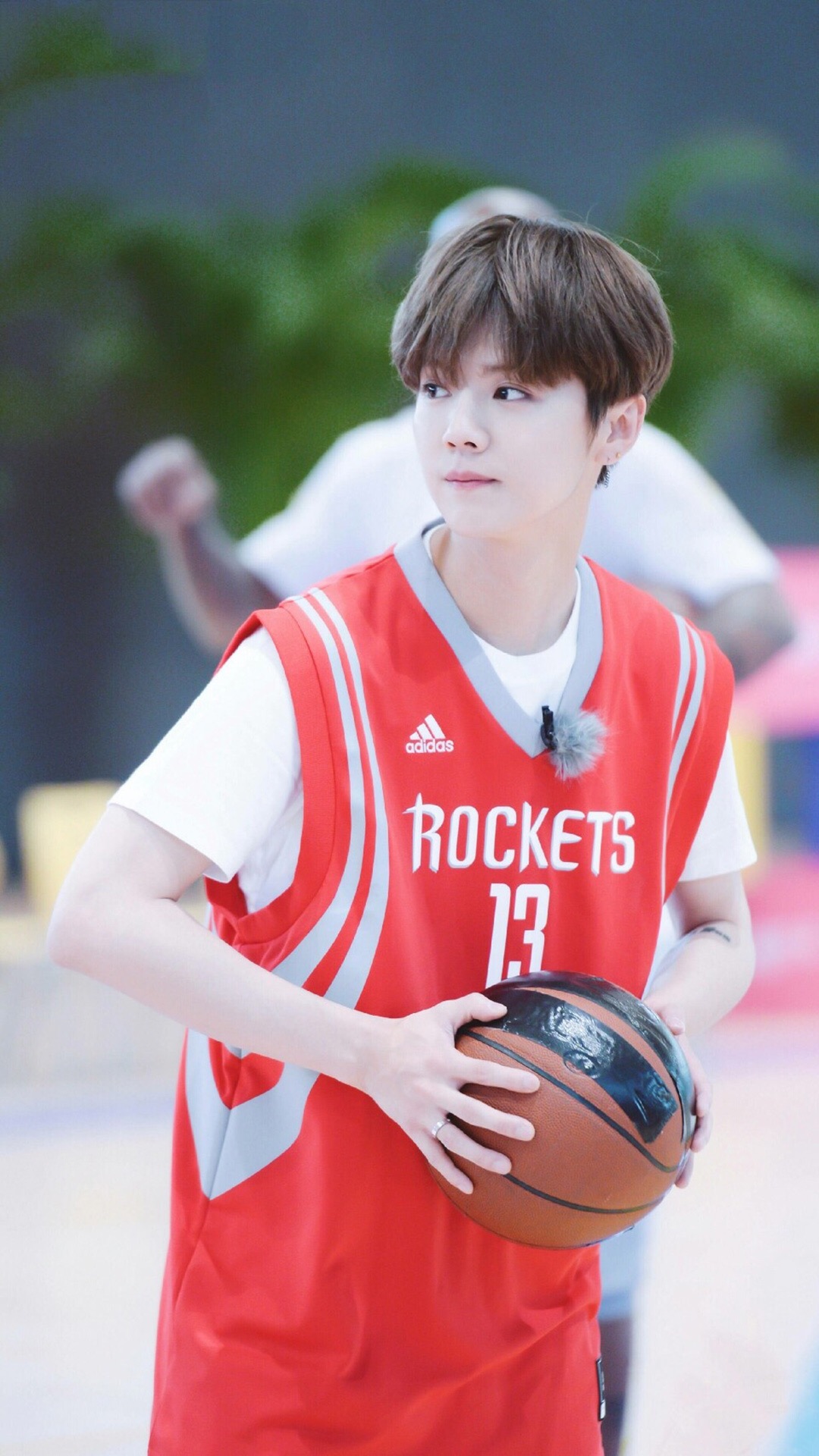 鹿晗高清手机壁纸大图,鹿晗高清壁纸2017卡通