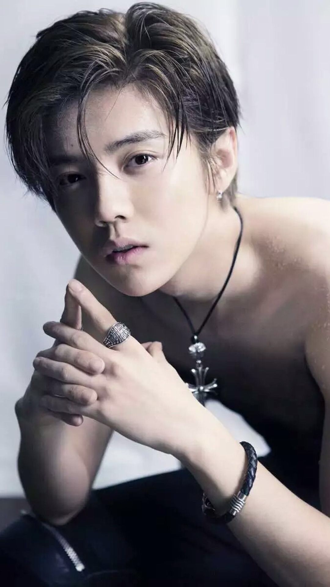 鹿晗高清手机壁纸大图,鹿晗高清壁纸2017卡通