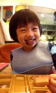 甜馨小咘咘,明星小孩咘咘