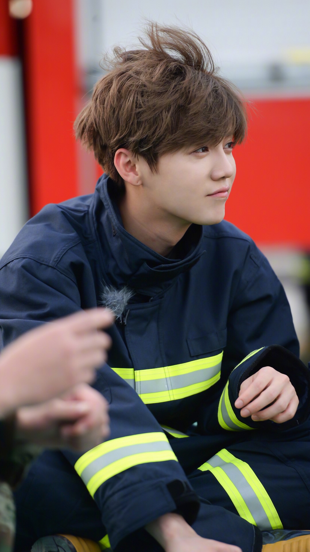 鹿晗高清手机壁纸大图,鹿晗高清壁纸2017卡通